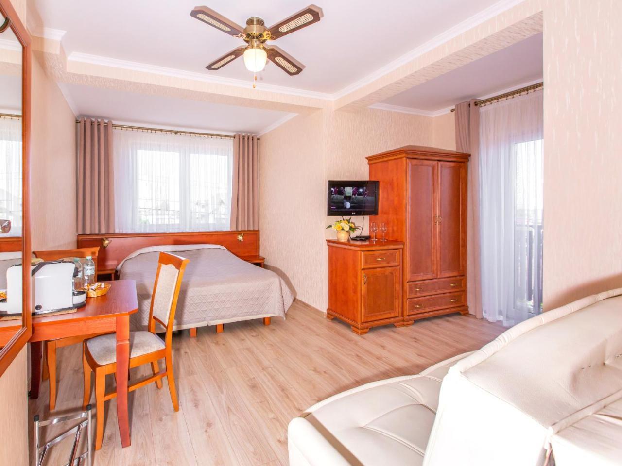 Rades Bed and Breakfast Władysławowo Exteriör bild
